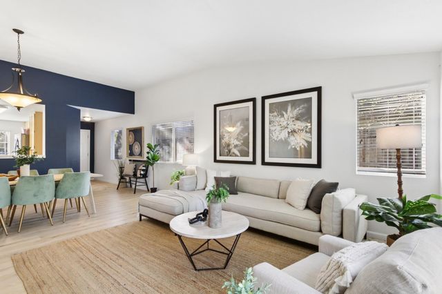 2345 Roualt St, Davis, CA 95618