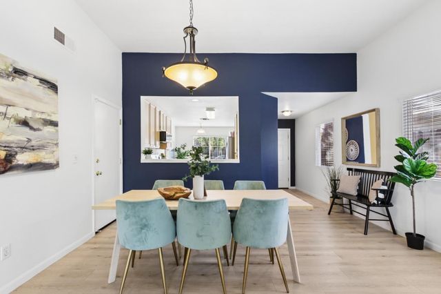 2345 Roualt St, Davis, CA 95618