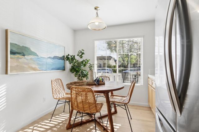 2345 Roualt St, Davis, CA 95618