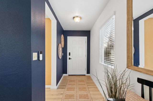 2345 Roualt St, Davis, CA 95618