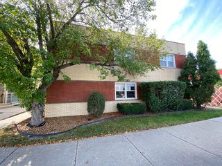 4345 W 63rd Street 2D, Chicago, IL 60629