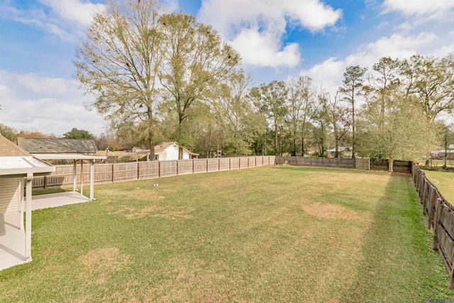 30680 Summer Run Ct, Denham Springs, LA 70726