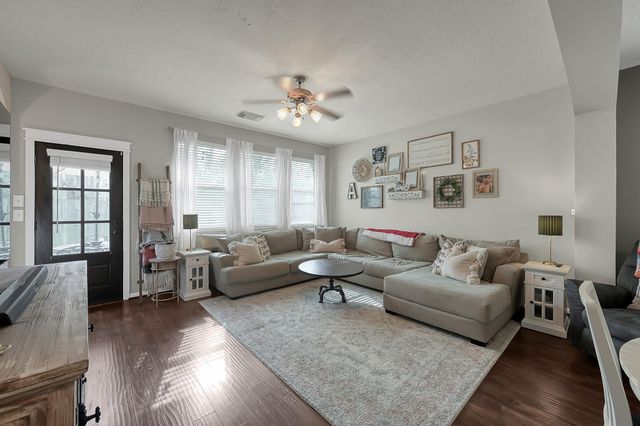 12902 Pecan Shores Drive, Houston, TX 77044