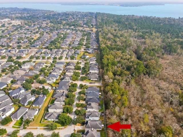 12902 Pecan Shores Drive, Houston, TX 77044