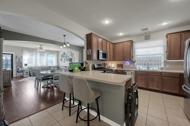 12902 Pecan Shores Drive, Houston, TX 77044