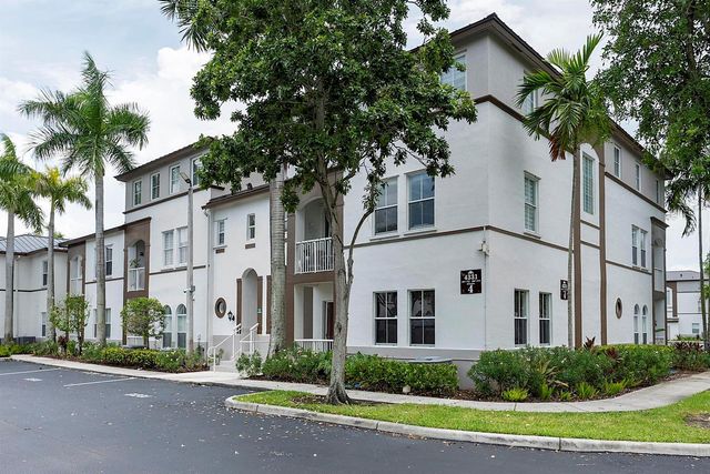 4331 SW 160th Avenue 103, Miramar, FL 33027