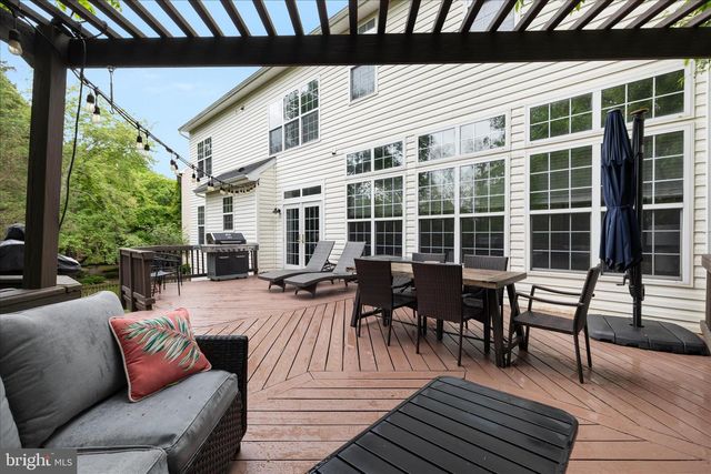 835 SANTMYER DR SE, Leesburg, VA 20175