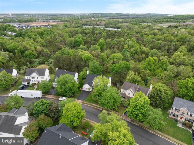 835 SANTMYER DR SE, Leesburg, VA 20175