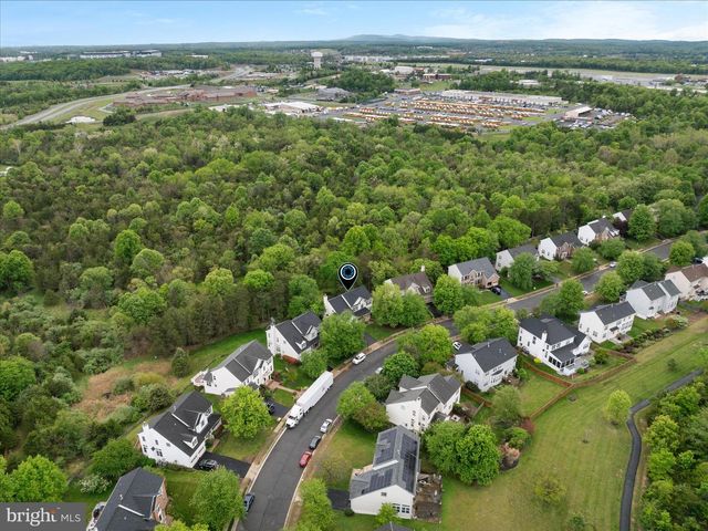 835 SANTMYER DR SE, Leesburg, VA 20175