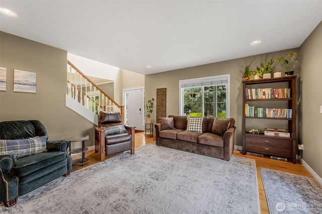 675 Bowker Street SE, Lacey, WA 98503