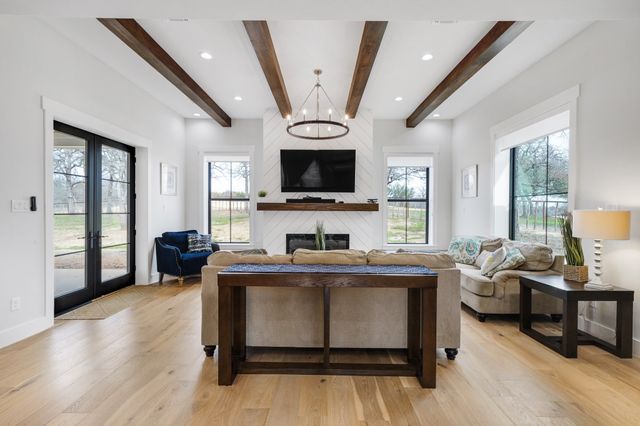 270 Price Lane, Weatherford, TX 76085