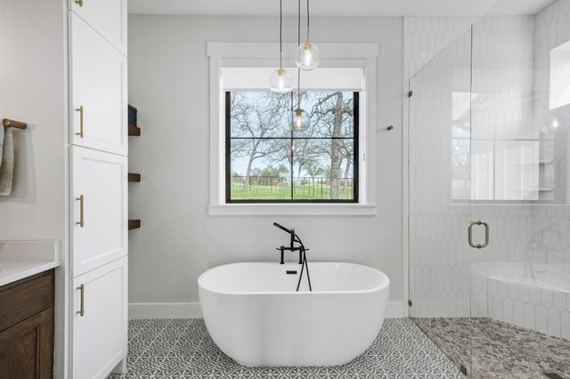 270 Price Lane, Weatherford, TX 76085