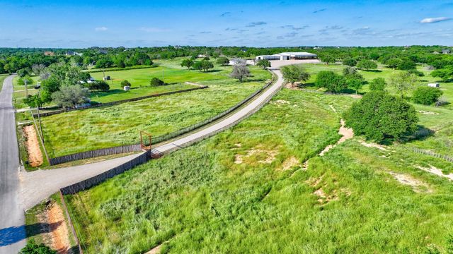 270 Price Lane, Weatherford, TX 76085