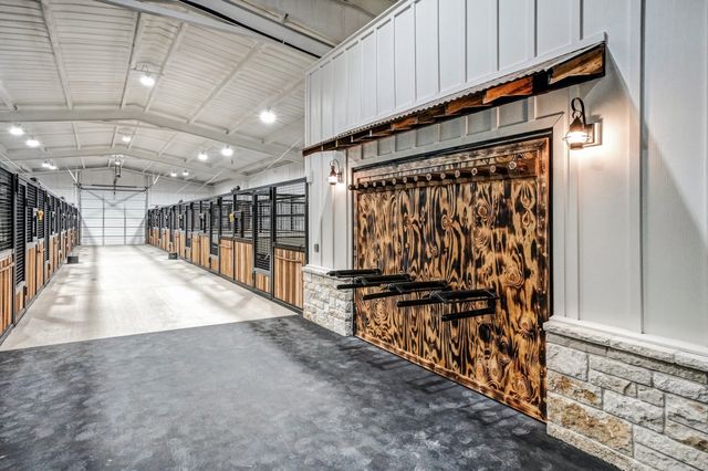 270 Price Lane, Weatherford, TX 76085