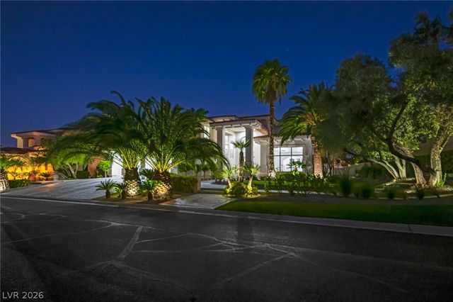 8805 Spanish Mountain Drive, Las Vegas, NV 89148