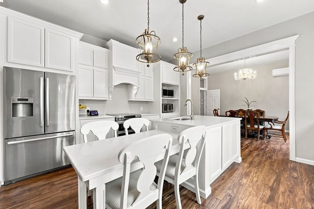 1 Katie Lane, Palmer, MA 01069