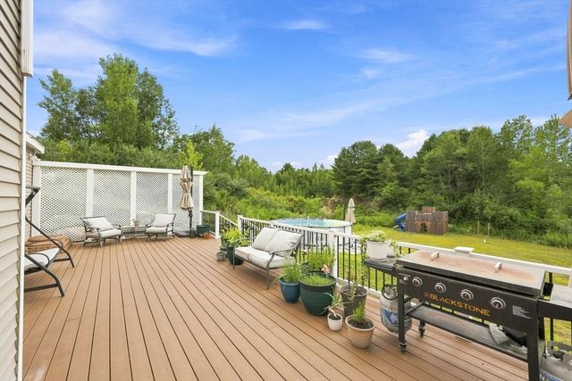 1 Katie Lane, Palmer, MA 01069