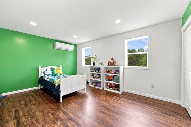 1 Katie Lane, Palmer, MA 01069