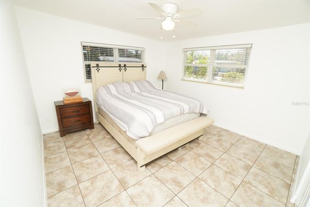 1002 ORANGEWALK DRIVE, Brandon, FL 33511