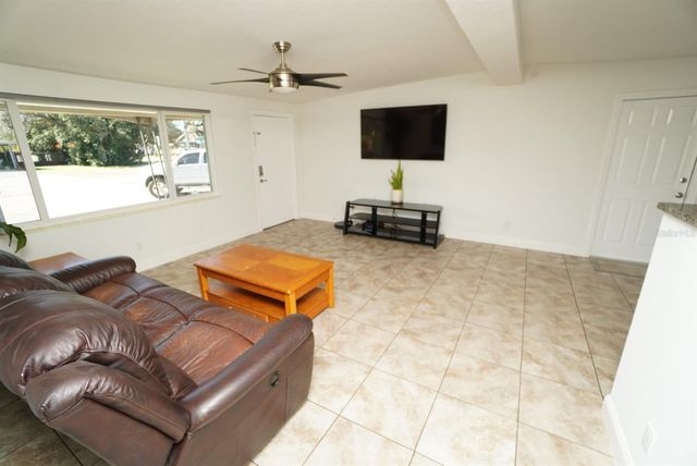 1002 ORANGEWALK DRIVE, Brandon, FL 33511