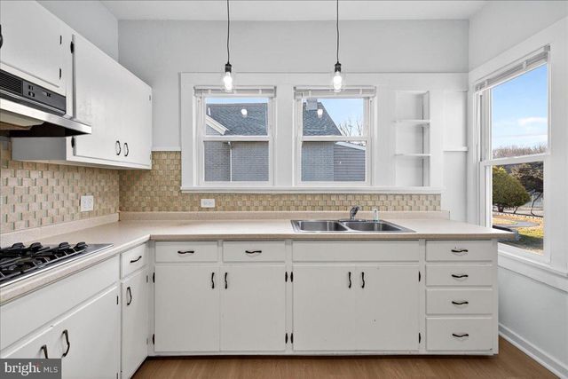 615 W 13TH, New Castle, DE 19720