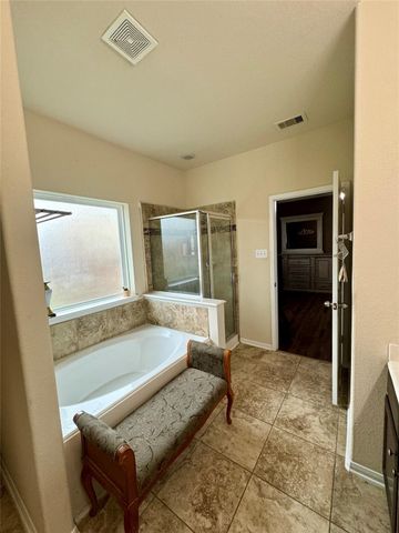 2307 Cloudy Bay Drive, Fresno, TX 77545