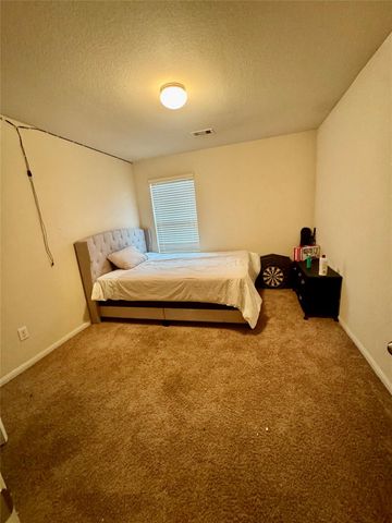 2307 Cloudy Bay Drive, Fresno, TX 77545