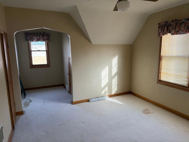 303 E Lafayette Street, Mankato, MN 56001