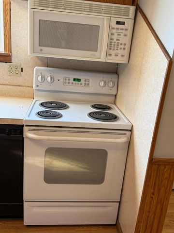 303 E Lafayette Street, Mankato, MN 56001