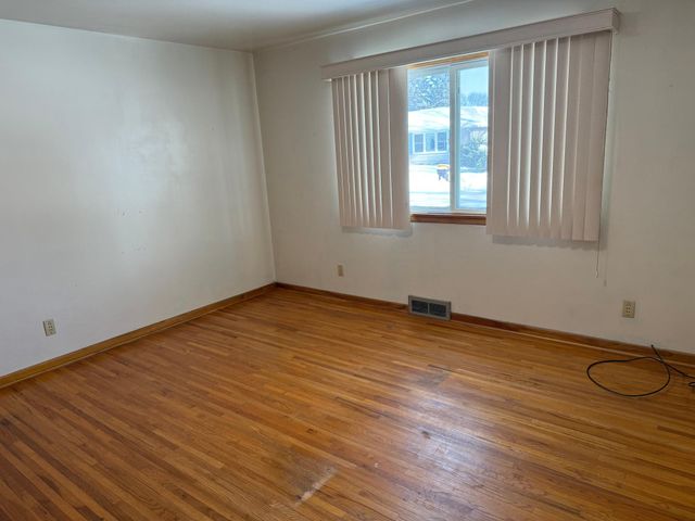 303 E Lafayette Street, Mankato, MN 56001