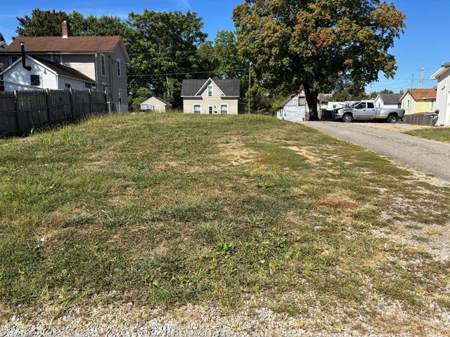 114-116 S Cedar Avenue, Lancaster, OH 43130