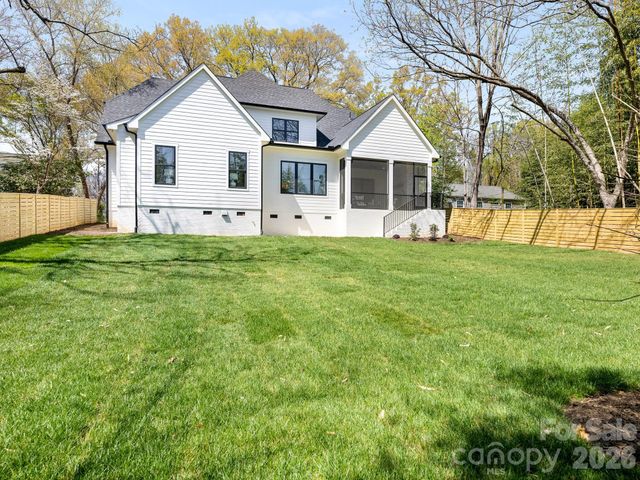 1326 Richland Drive, Charlotte, NC 28211