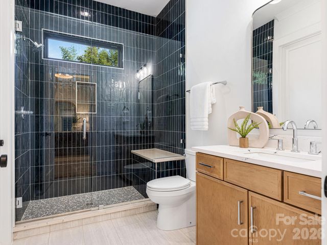 1326 Richland Drive, Charlotte, NC 28211