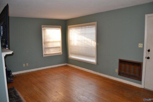 1517 Chestnut Street SE, Decatur, AL 35601