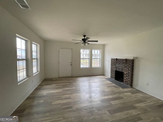 2949 Pearl Street, East Point, GA 30344