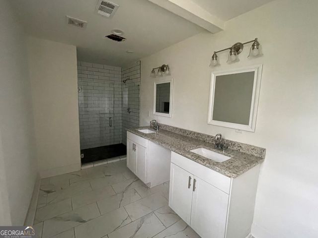 2949 Pearl Street, East Point, GA 30344