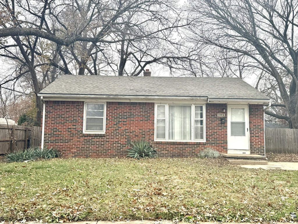 1945 S Battin, Wichita, KS 67218