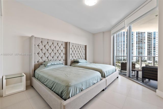 17301 Biscayne Blvd 603, North Miami Beach, FL 33160