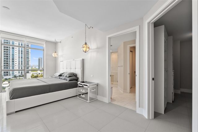 17301 Biscayne Blvd 603, North Miami Beach, FL 33160
