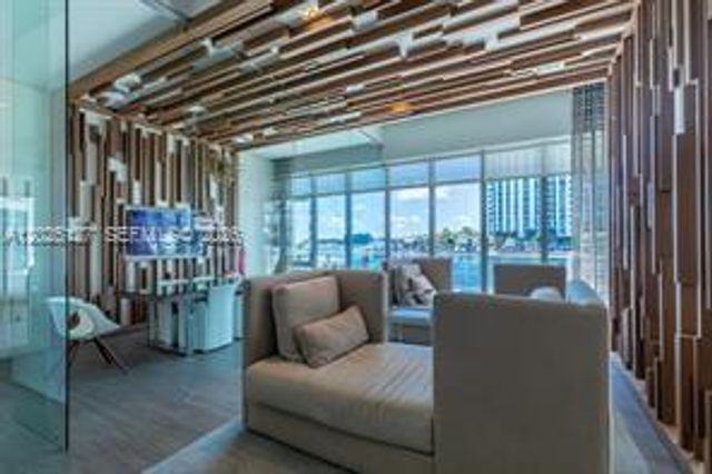 17301 Biscayne Blvd 603, North Miami Beach, FL 33160