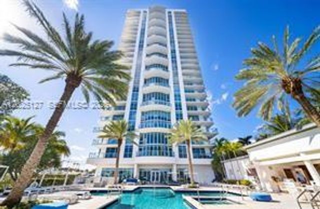 17301 Biscayne Blvd 603, North Miami Beach, FL 33160