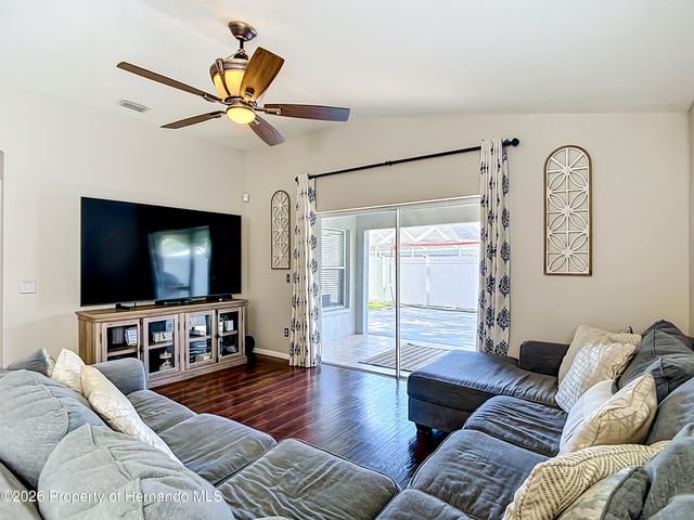 15151 Shaw Road, Tampa, FL 33625