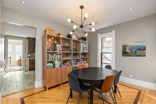 1730 Woodland Avenue, Des Moines, IA 50309