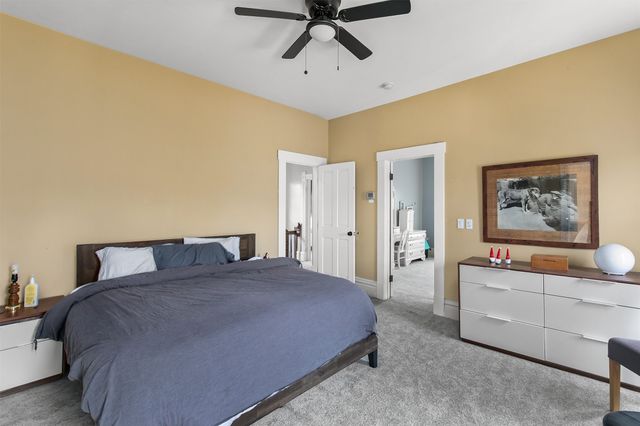 1730 Woodland Avenue, Des Moines, IA 50309