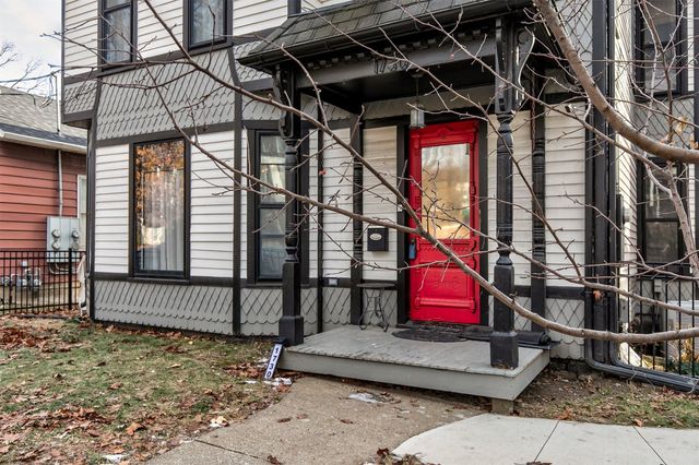 1730 Woodland Avenue, Des Moines, IA 50309