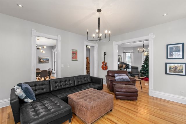 1730 Woodland Avenue, Des Moines, IA 50309