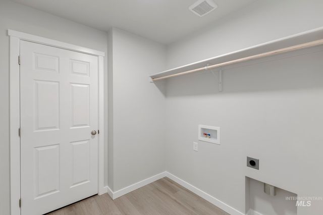 7094 E Shields Dr, Nampa, ID 83687