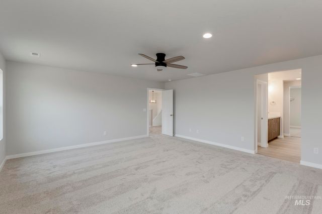 7094 E Shields Dr, Nampa, ID 83687