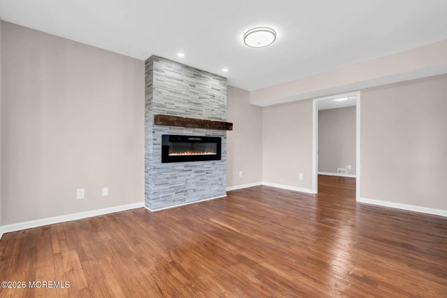 181 Taylors Mills Road, Manalapan, NJ 07726