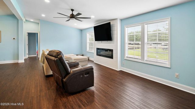 272 Bay Shore Drive, Chocowinity, NC 27817